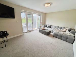 Lounge- click for photo gallery
